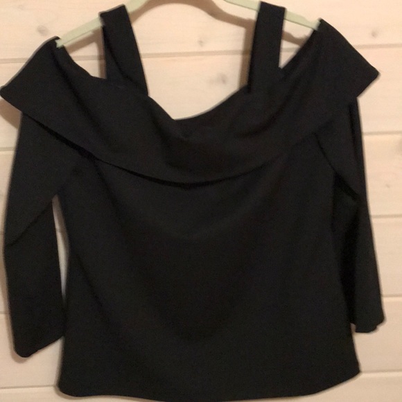 Top - Picture 3 of 4